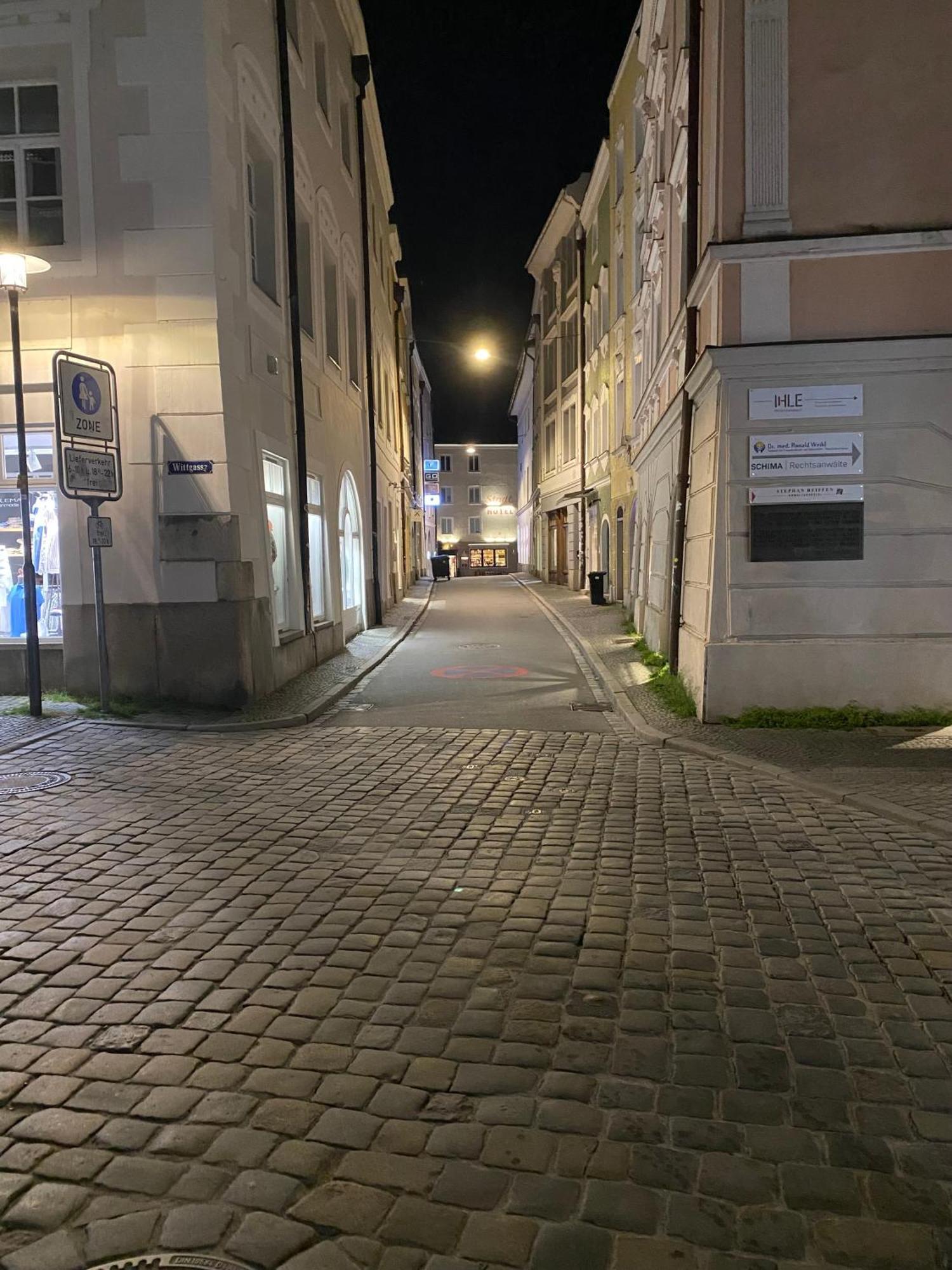 Apartamento Penthouse - Zentral Und Genial Passau Exterior foto